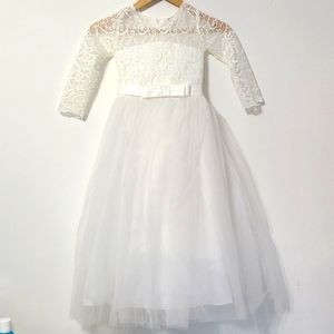 GIRLA WHITE DRESS